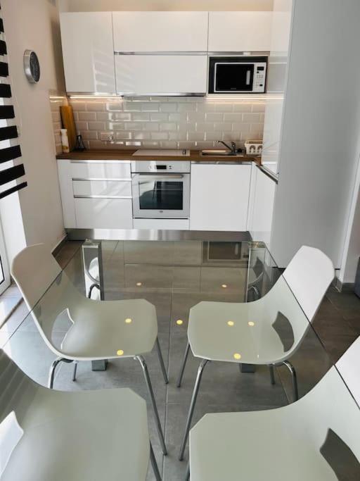 Sliema, Apt7, Stylish 2 Bedroom Apartment With Parking Esterno foto